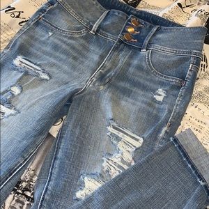 American eagle ripped jeans